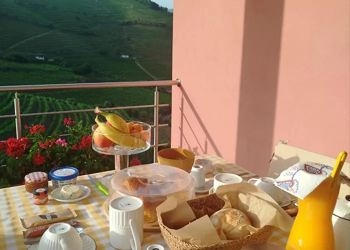 Quinta De Baixo Çiftlik konaklama *